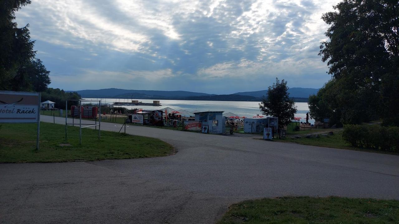 Lipno Apartments Bergmax, Ski Areal Lipno 16Min Dojezd - Resort Male Lipno S Terasou A Zahradkou, Parking Free Černá v Pošumaví Zewnętrze zdjęcie