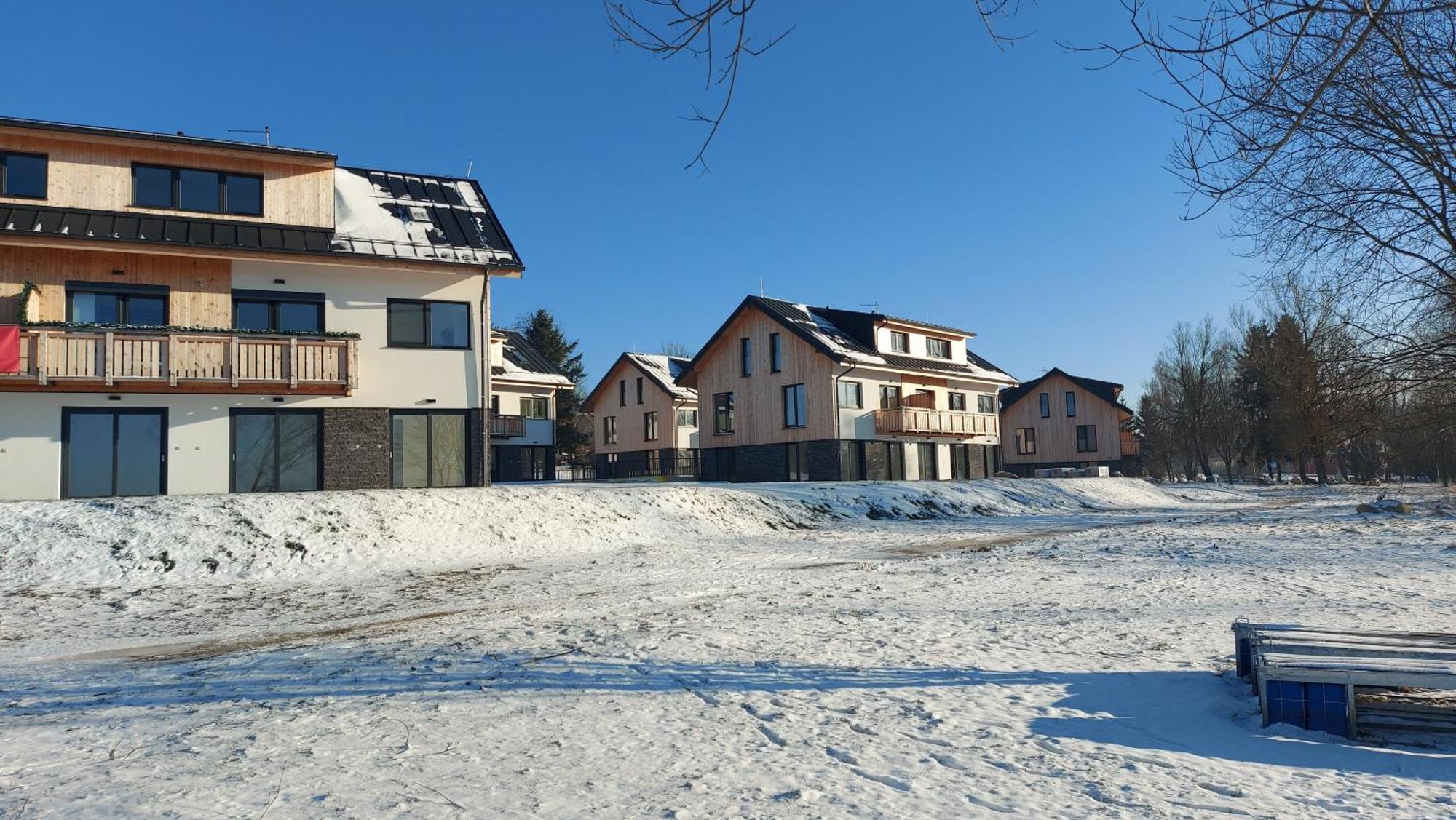 Lipno Apartments Bergmax, Ski Areal Lipno 16Min Dojezd - Resort Male Lipno S Terasou A Zahradkou, Parking Free Černá v Pošumaví Zewnętrze zdjęcie