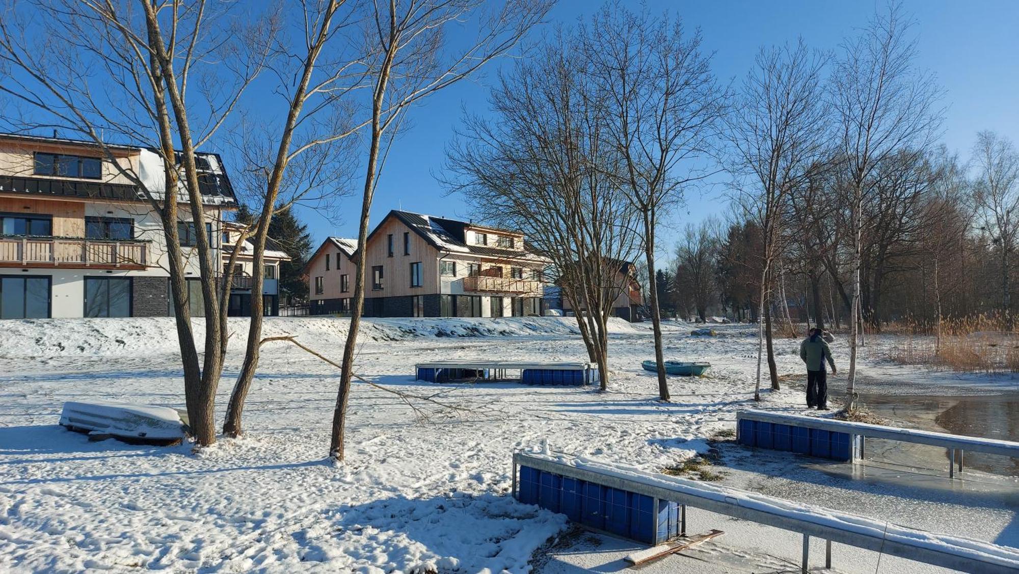 Lipno Apartments Bergmax, Ski Areal Lipno 16Min Dojezd - Resort Male Lipno S Terasou A Zahradkou, Parking Free Černá v Pošumaví Zewnętrze zdjęcie