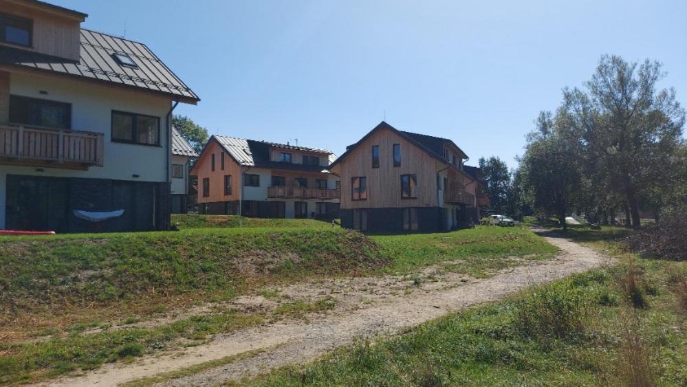 Lipno Apartments Bergmax, Ski Areal Lipno 16Min Dojezd - Resort Male Lipno S Terasou A Zahradkou, Parking Free Černá v Pošumaví Zewnętrze zdjęcie