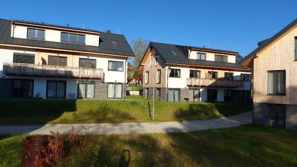 Lipno Apartments Bergmax, Ski Areal Lipno 16Min Dojezd - Resort Male Lipno S Terasou A Zahradkou, Parking Free Černá v Pošumaví Zewnętrze zdjęcie