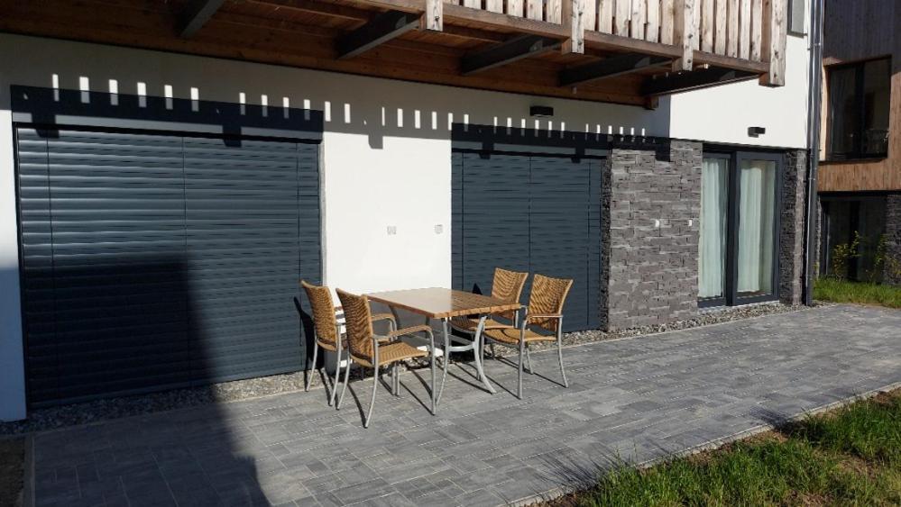 Lipno Apartments Bergmax, Ski Areal Lipno 16Min Dojezd - Resort Male Lipno S Terasou A Zahradkou, Parking Free Černá v Pošumaví Zewnętrze zdjęcie