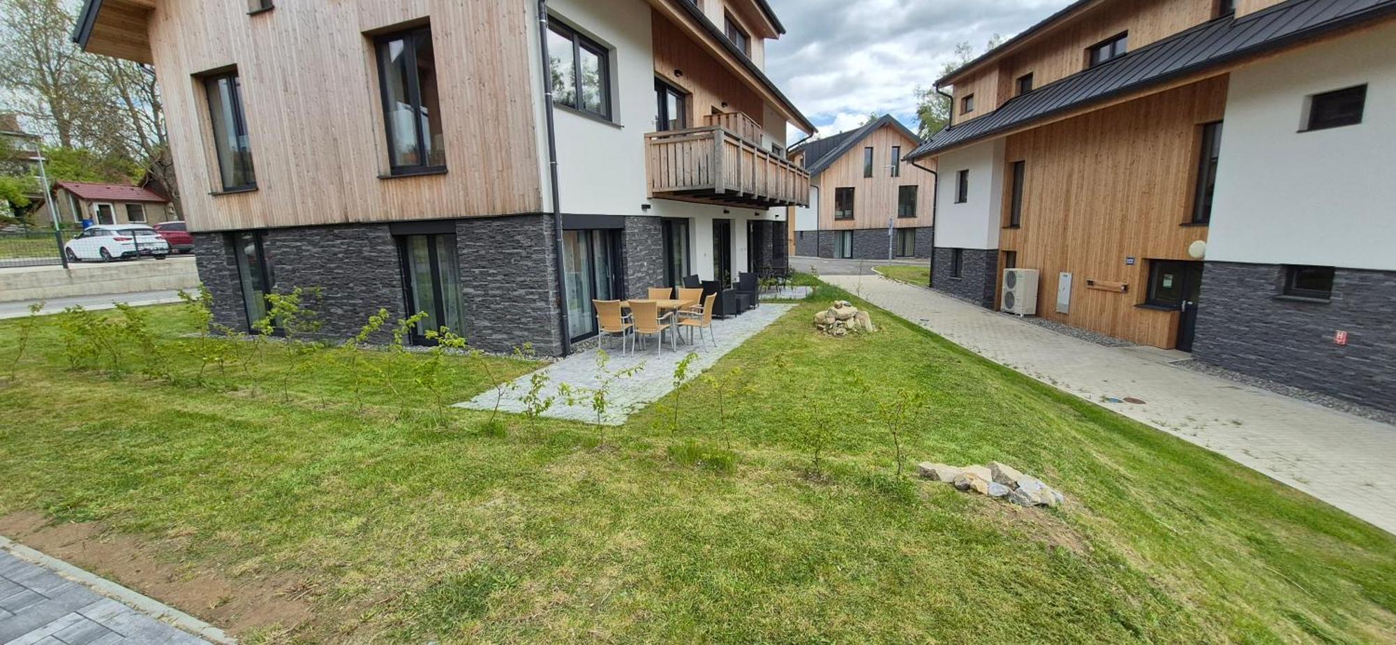 Lipno Apartments Bergmax, Ski Areal Lipno 16Min Dojezd - Resort Male Lipno S Terasou A Zahradkou, Parking Free Černá v Pošumaví Zewnętrze zdjęcie